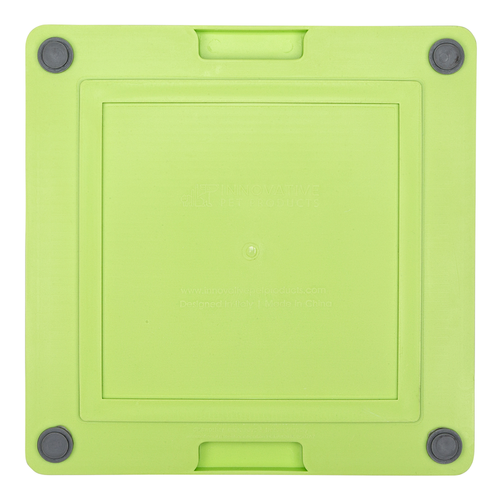 LickiMat Tuff Soother in Green