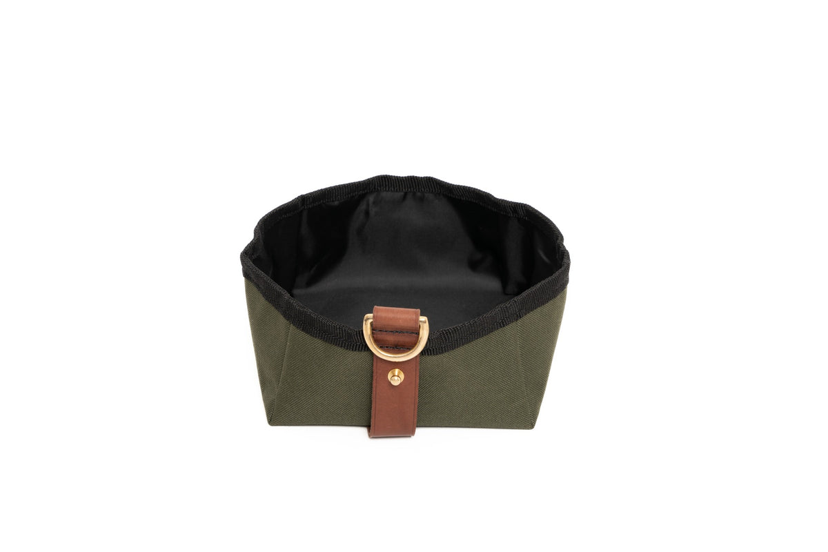Ruff & Tumble Foldable Travel Bowl in Olive