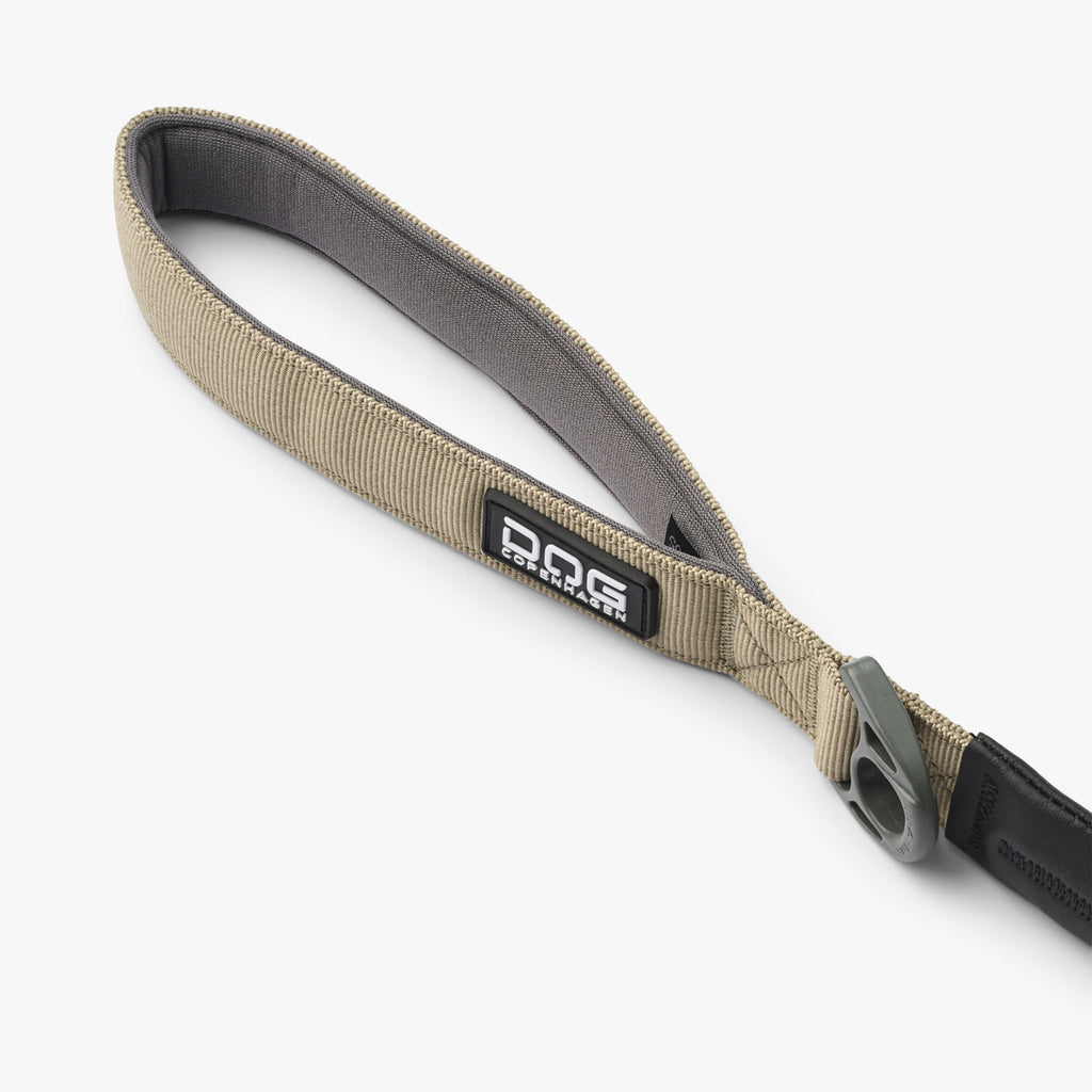 DOG Copenhagen Urban Rope Leash in Desert Dune handle detail