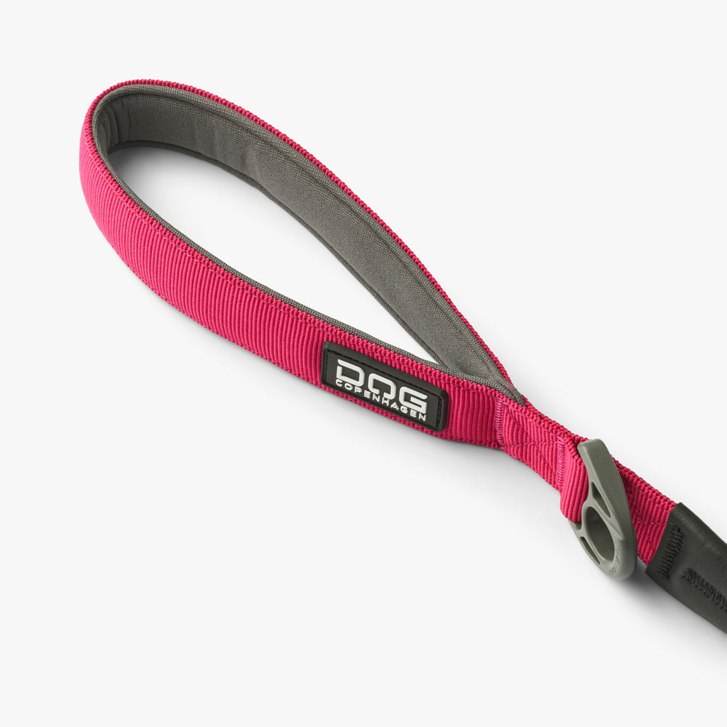 DOG Copenhagen Urban Rope Leash in Wild Rose – handle detail